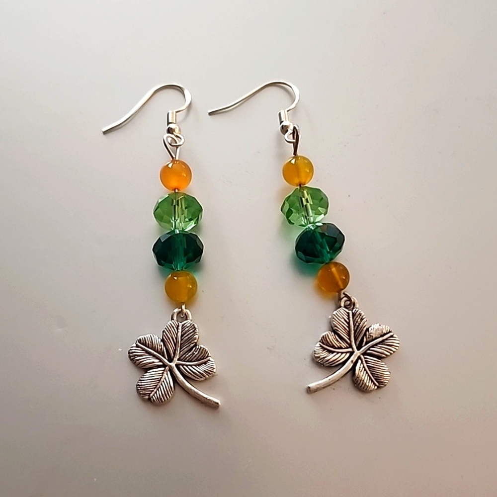 925 Sterling Four leaf Clover Accented with Stunning  Green Gold  Gems